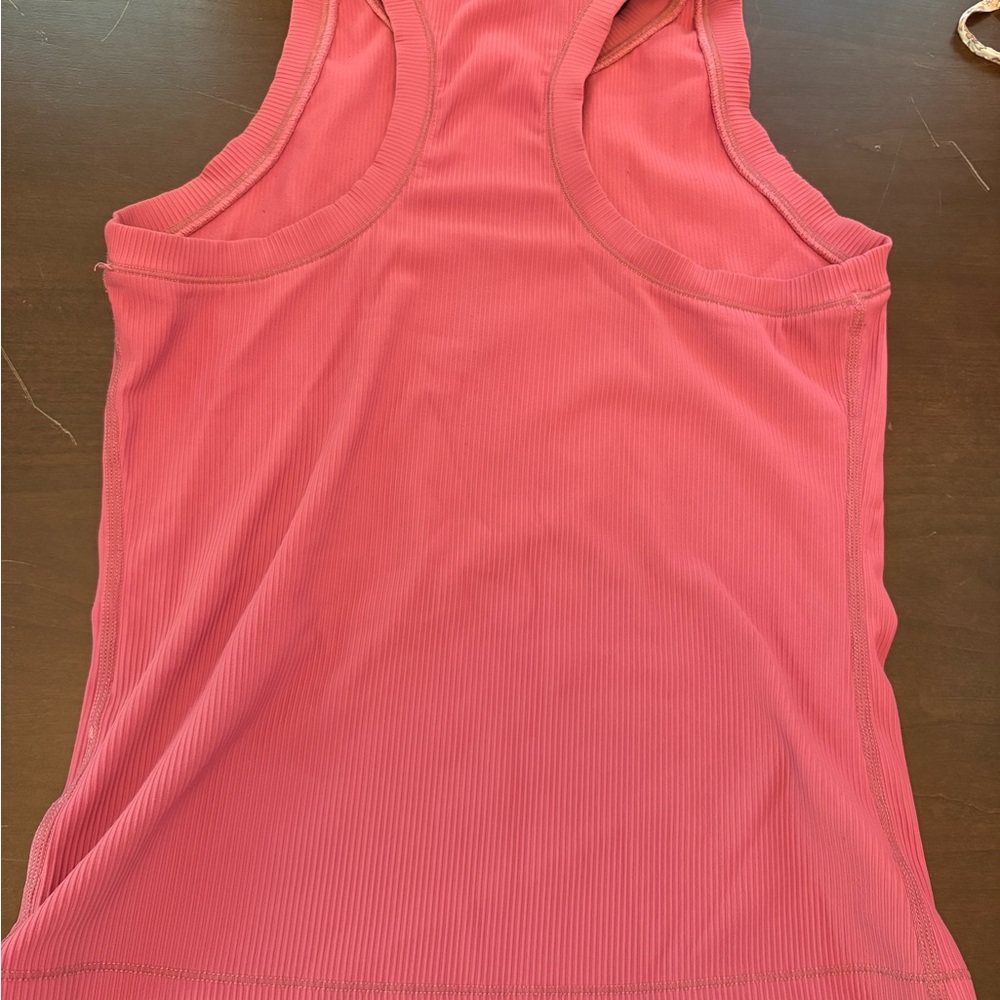 Pink workout tank - Picture 2 of 4
